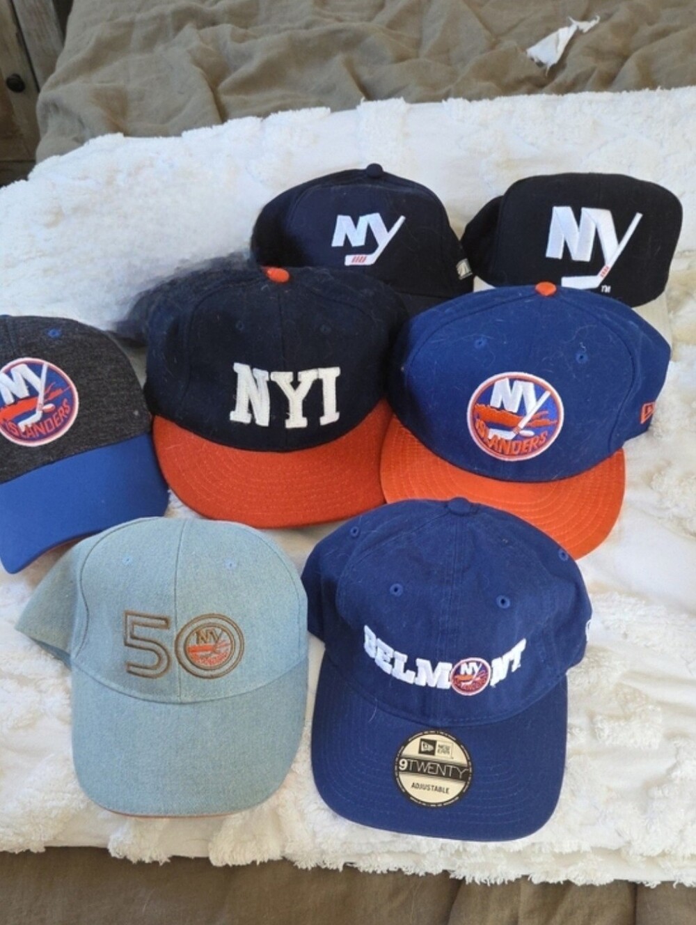 NEW YORK ISLANDERS HATS